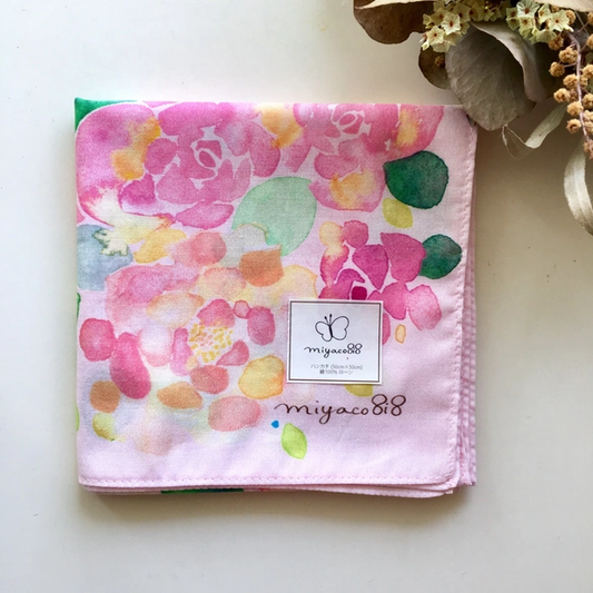 スカーフにもなる水彩画ハンカチ「ROSE」