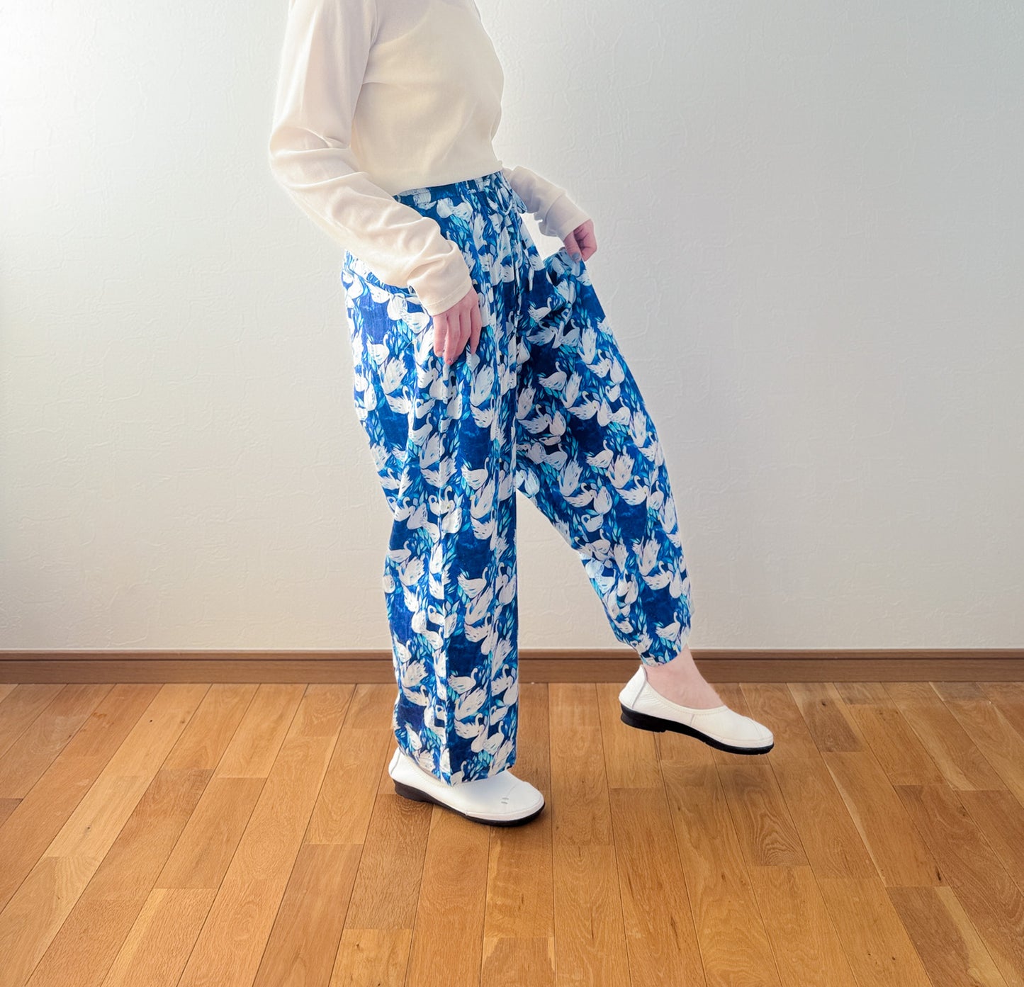 オーガニックコットンワイドパンツ　「Swan」
