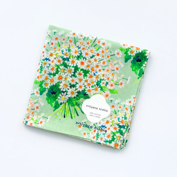 “Small Chrysanthemum” Watercolor Handkerchief That Can Also Be Used as a Scarf
