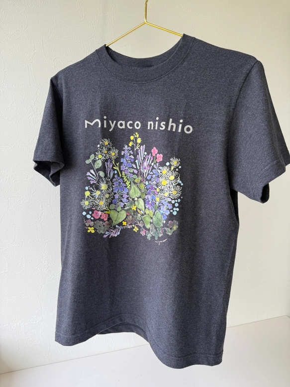 水彩画を着るTシャツ　「ハルジオンの頃」gray