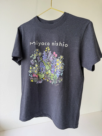 水彩画を着るTシャツ　「ハルジオンの頃」gray