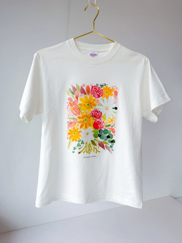 水彩画を着るTシャツ　「花束」