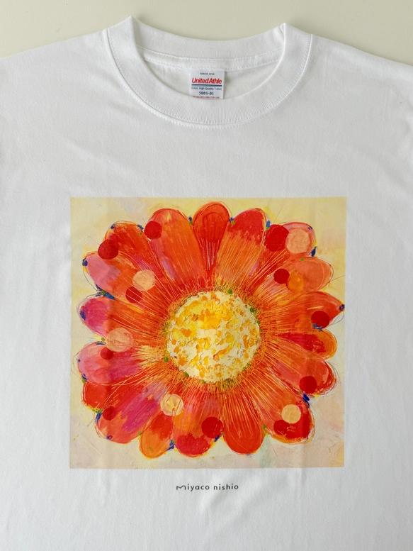 水彩画を着るTシャツ　「ガーベラ」