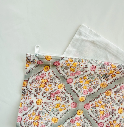 オーガニックコットン×リネンのクッションカバー　「FLOWER」