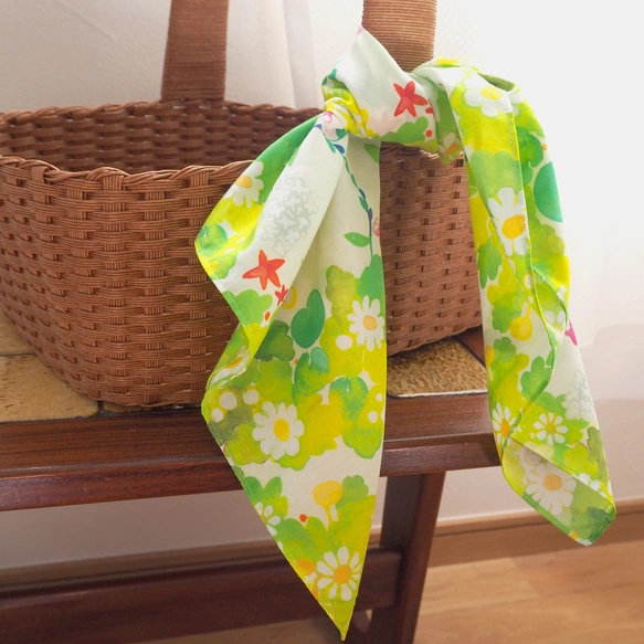 "Uraraka" Watercolor Handkerchief, also usable as a scarf