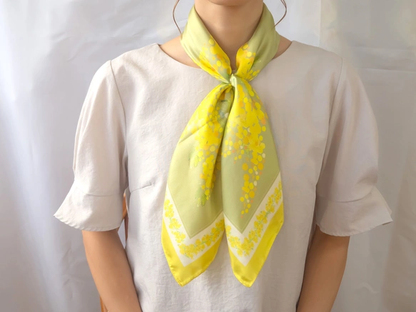 水彩画のシルクスカーフ　「mimosa」